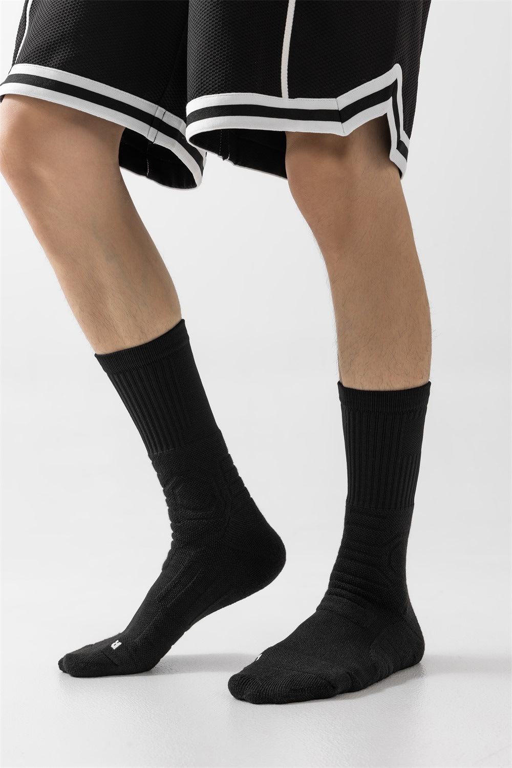 Elite Basketball Crew Socks - 4Pack