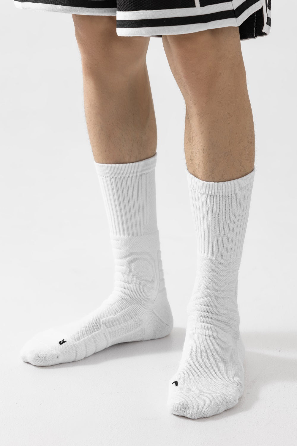 Elite Basketball Crew Socks - 4Pack